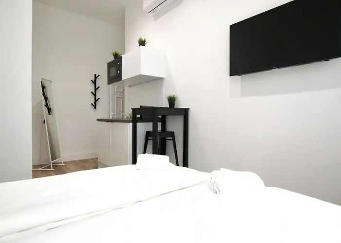 By Hi5- In Downtown Apartamento Budapeste