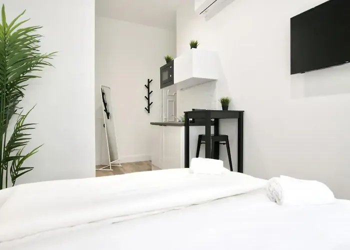 By Hi5- In Downtown Apartamento