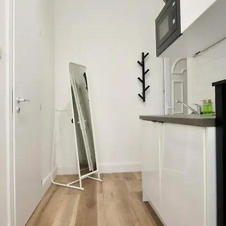 Studio By Hi5- In Downtown Budapest